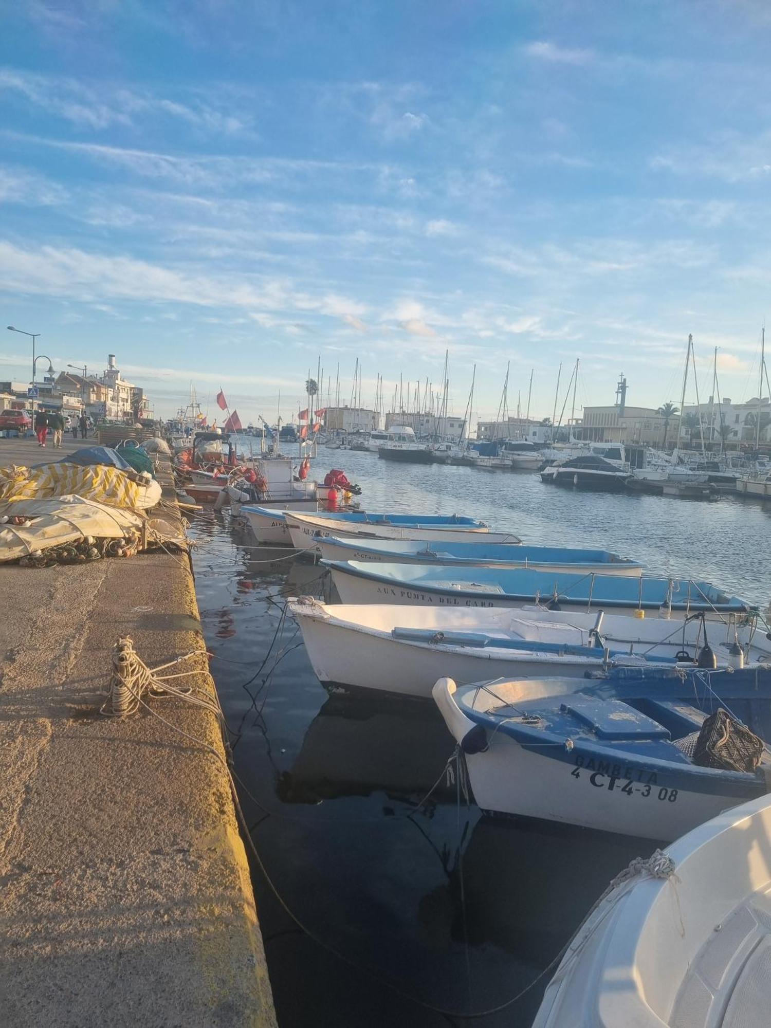 Cabo De Palos Apartamento Vacacional エクステリア 写真